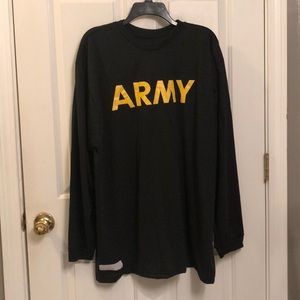 New style Army PT shirt, official issue!